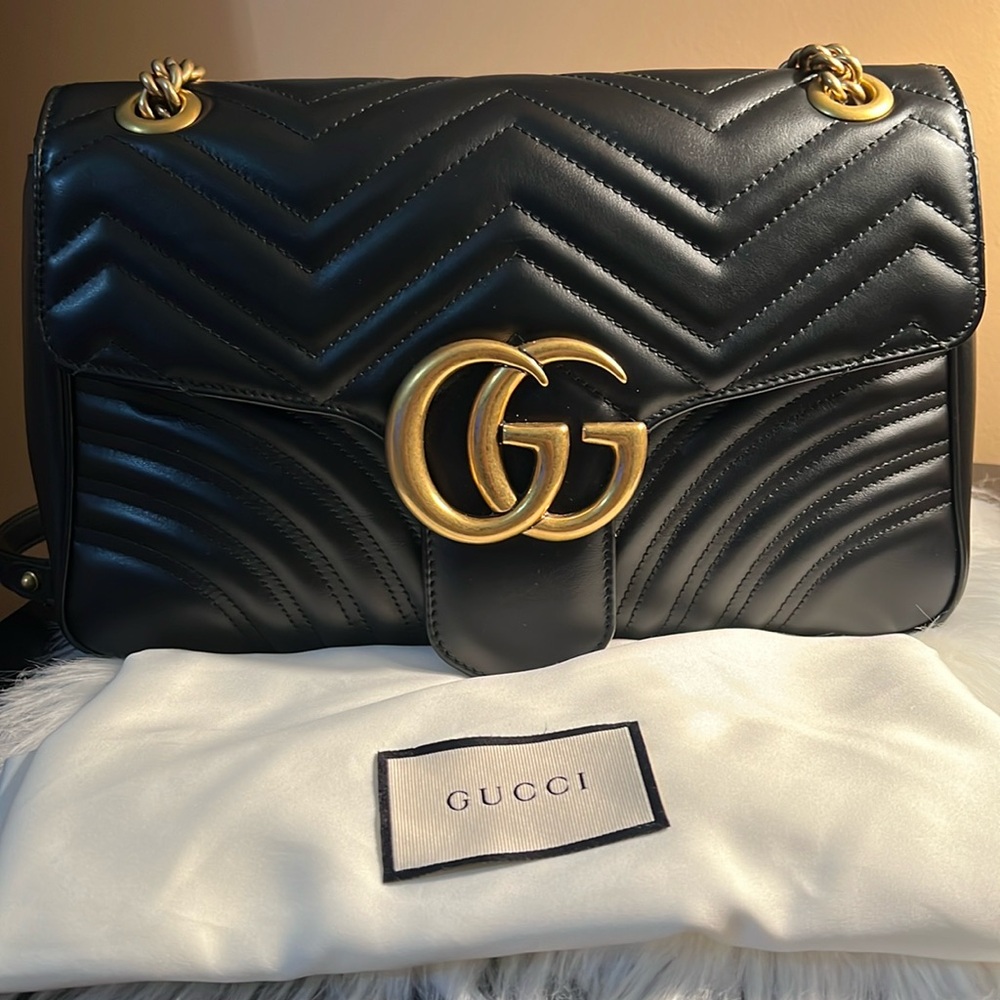 🔥💯 Authentic Gucci GG Marmont Medium Shoulder Bag
